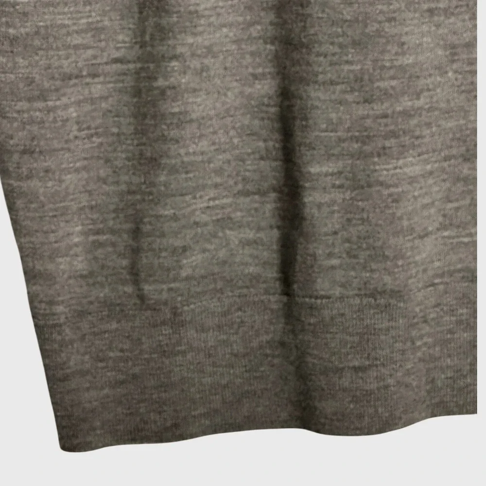 Banana Republic Mens Gray V Neck Merino Wool Sweater Dark Academia  Preppy Large